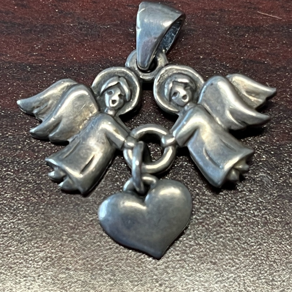 Vintage James Avery guardian angels pendant